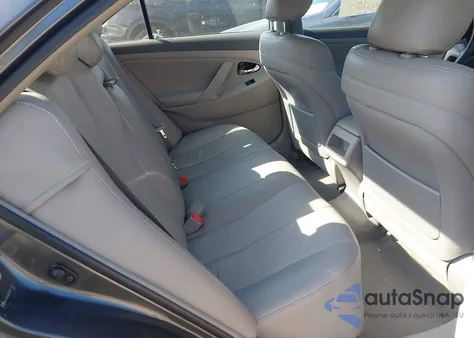 2009 Toyota Camry Le z USA, uszkodzony, nr VIN 4T4BE46K59R111323